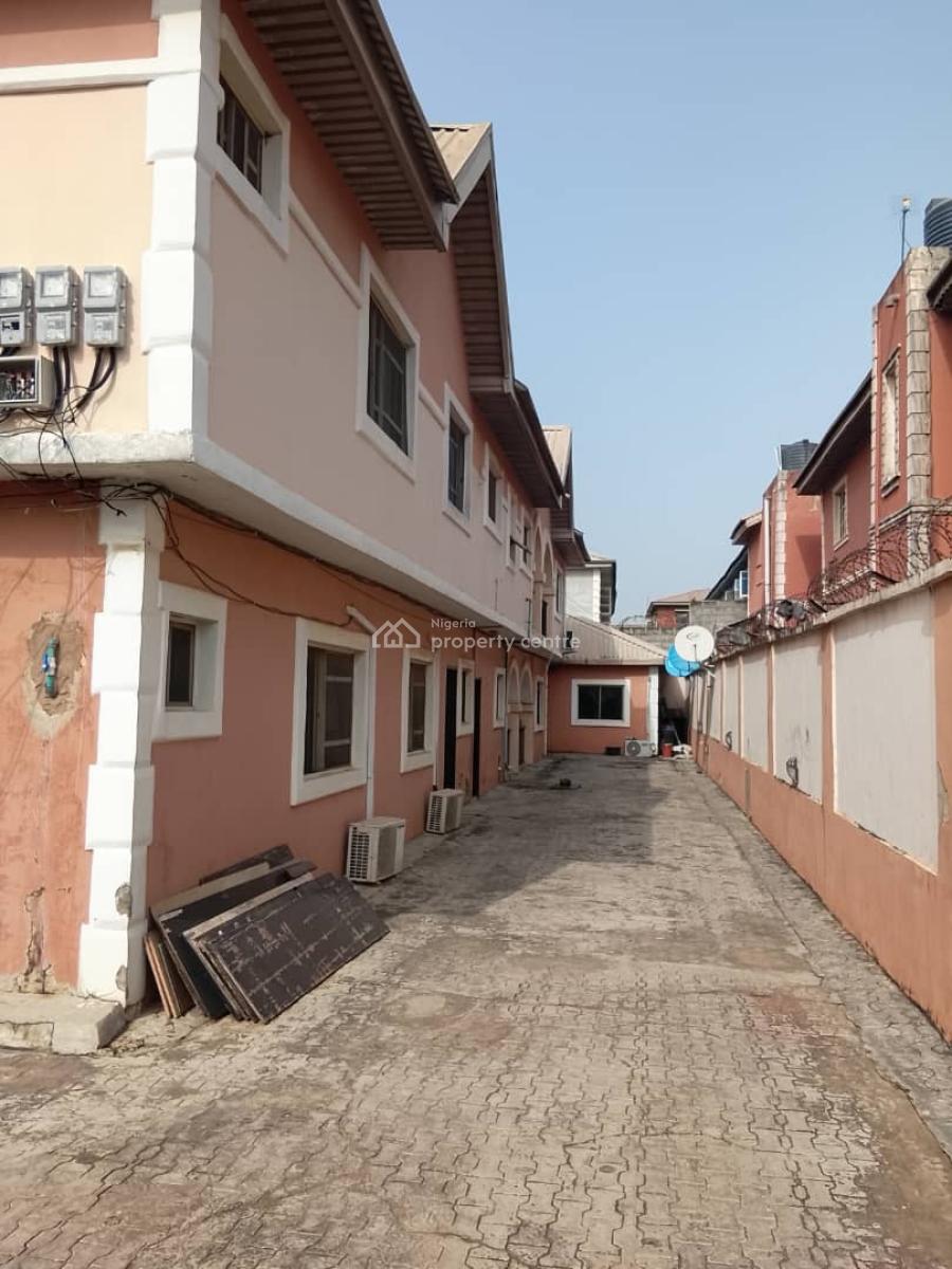 a Building of 4 Nos of 3 Bedroom Flat, Gemade Estate, Iyana Ipaja, Ipaja, Lagos, Flat / Apartment for Sale
