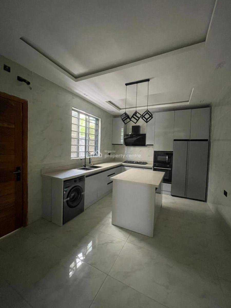 Beautifully Crafted Luxury Contemporary 5 Bedroom Detached Home + Bq, Ologolo, Lekki, Lagos, Detached Duplex for Sale
