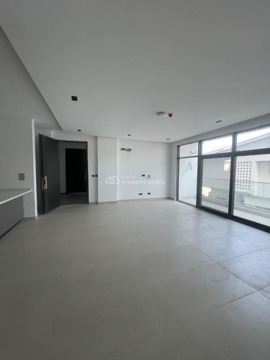 Luxury 3  Bedroom Apartment + Bq with Gym & Rooftop Swimming Pool, Lekki Phase 1, Lekki, Lagos, Flat / Apartment for Sale