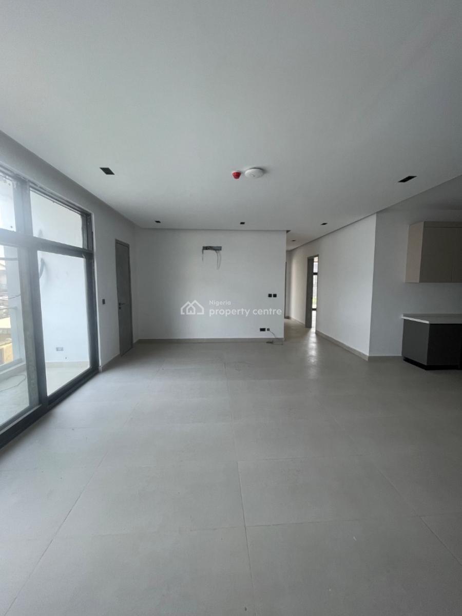 Luxury 3  Bedroom Apartment + Bq with Gym & Rooftop Swimming Pool, Lekki Phase 1, Lekki, Lagos, Flat / Apartment for Sale