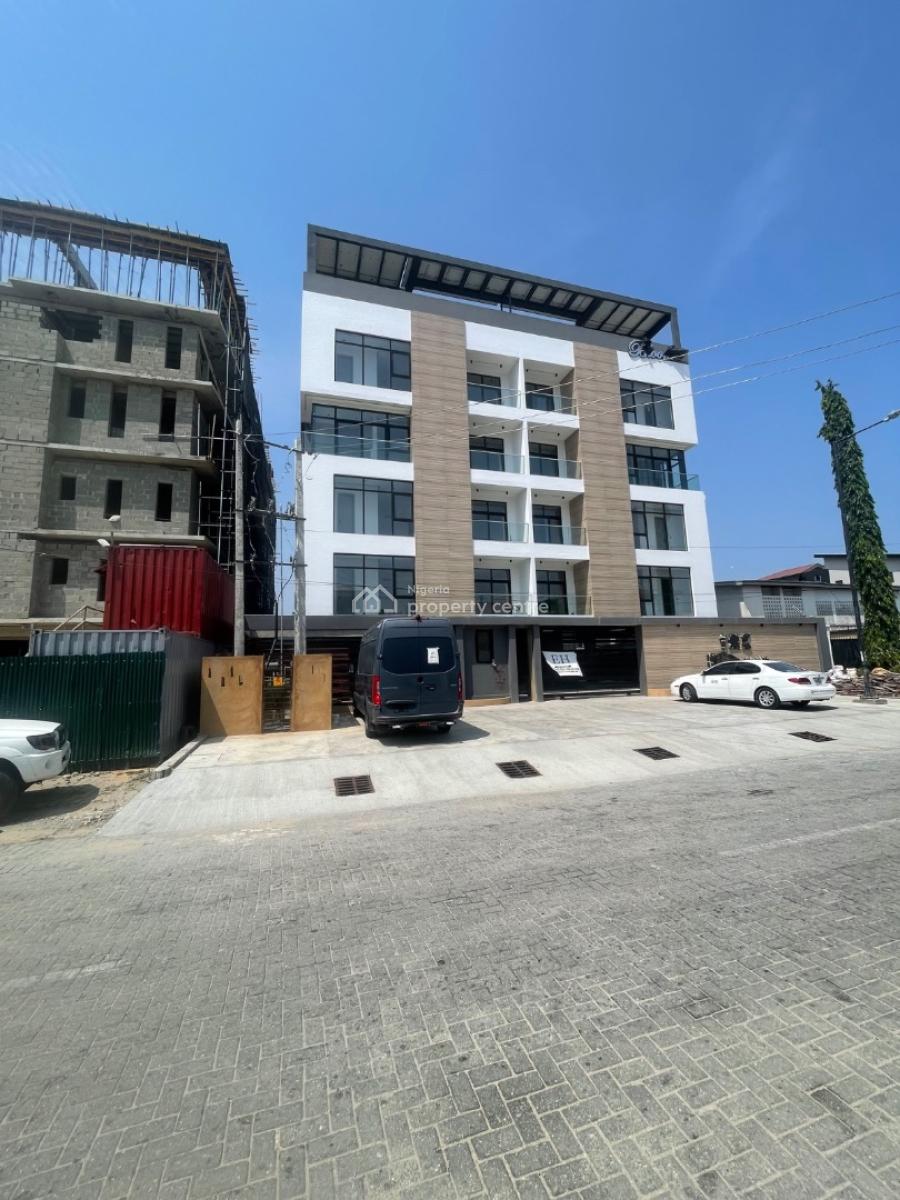 Luxury 3  Bedroom Apartment + Bq with Gym & Rooftop Swimming Pool, Lekki Phase 1, Lekki, Lagos, Flat / Apartment for Sale