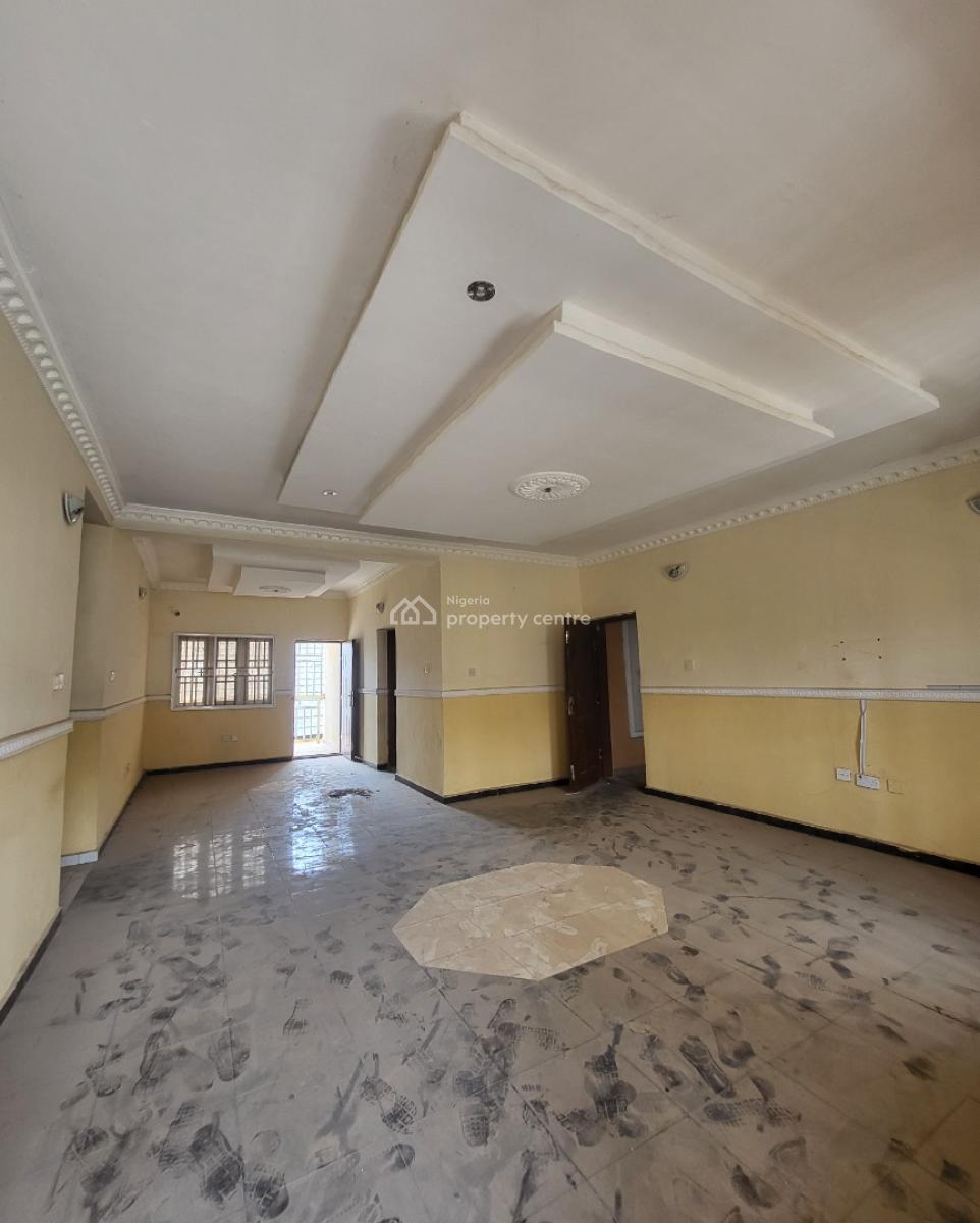 Luxurious Massive 3bedroom Flat, By Nnpc, Gaduwa, Abuja, Flat / Apartment for Rent