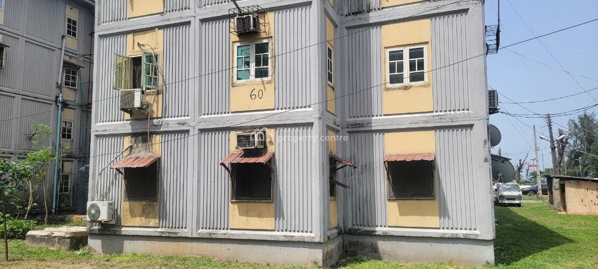 4 Bedroom Flat Ground Floor Well Maintained, Lsdpc Estate Glover, By Adekunle, Ebute Metta West, Yaba, Lagos, Flat / Apartment for Sale