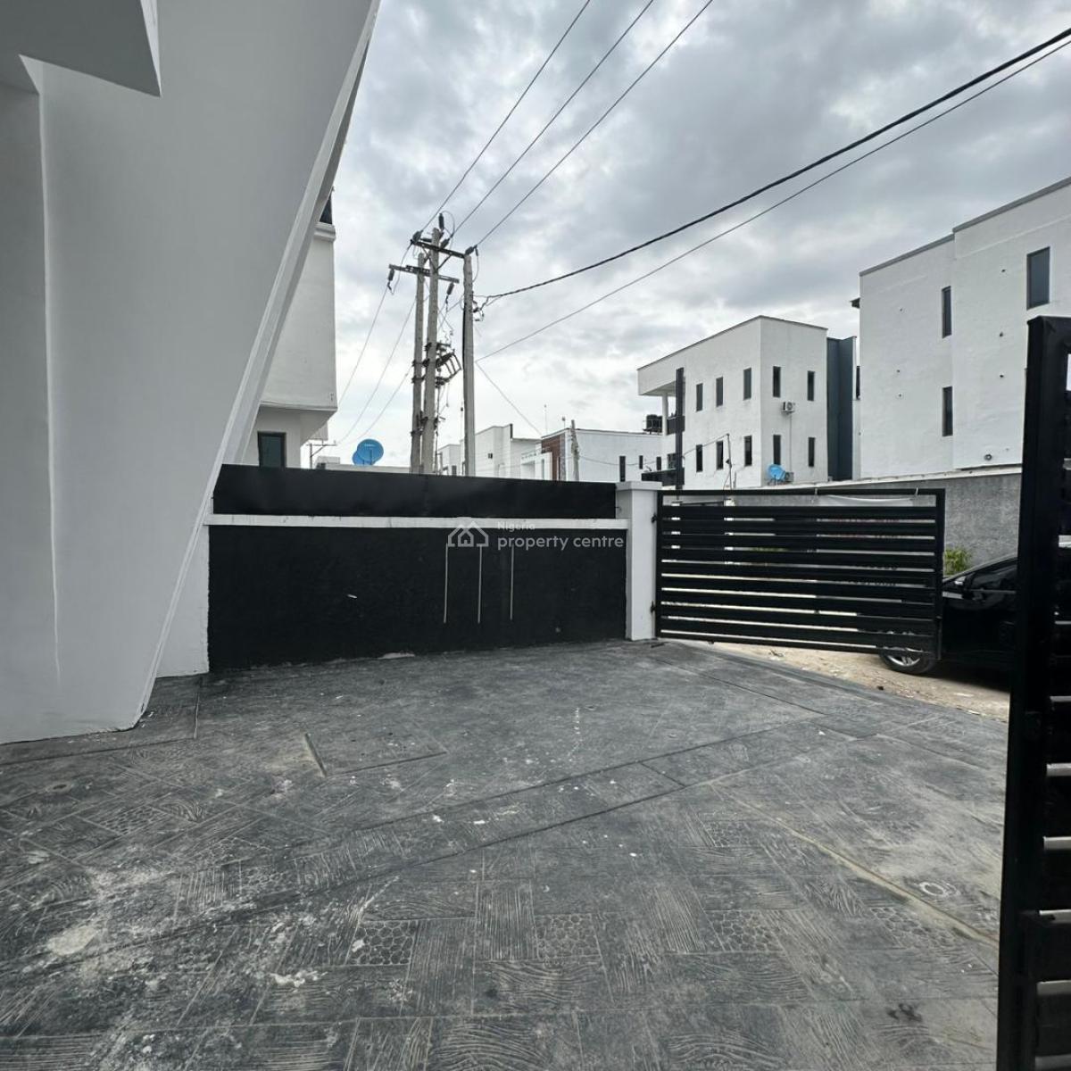 4 Bedroom Semi-detached Duplex with Bq, Ikota, Lekki, Lagos, Semi-detached Duplex for Sale