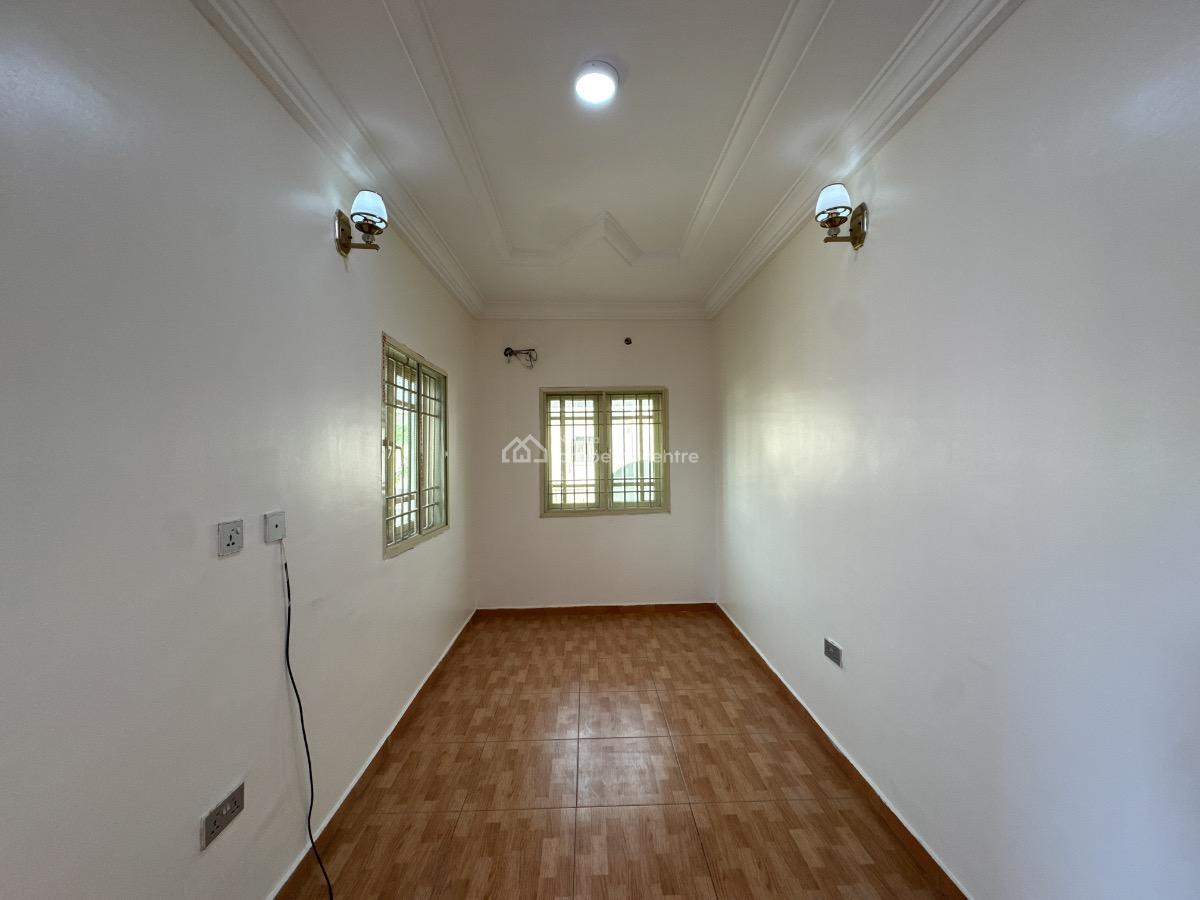 Five Bedroom Family Mansion on 700sqm, Thomas Estate, Ajah, Lagos, Detached Duplex for Sale