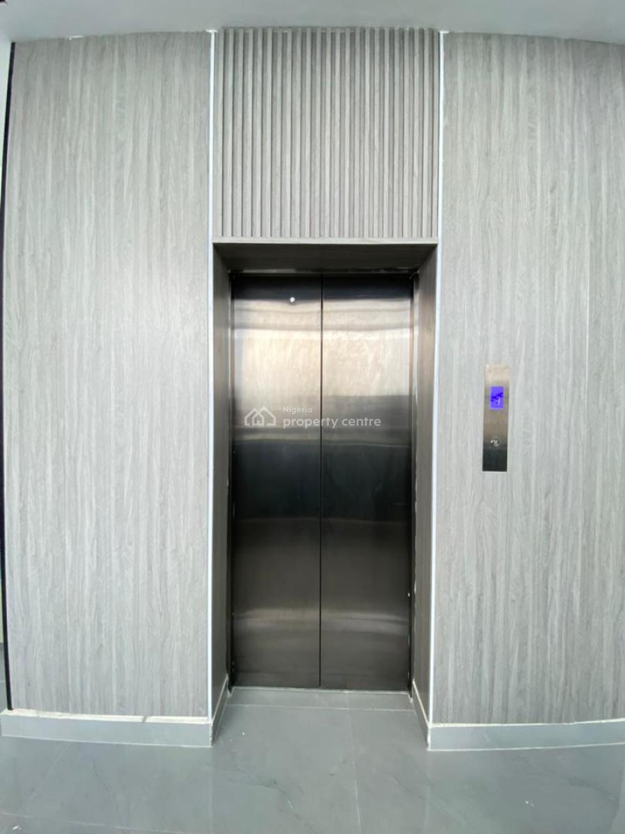 Luxury 2 Bedroom Apartment (elevator/pool/concierge/gym), Lekki Phase 1, Lekki, Lagos, Flat / Apartment for Sale