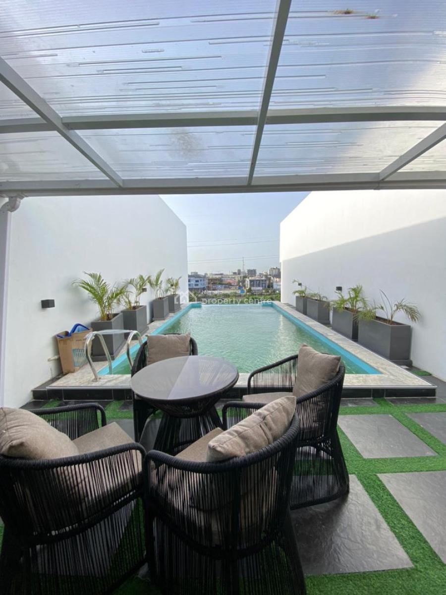 Luxury 2 Bedroom Apartment (elevator/pool/concierge/gym), Lekki Phase 1, Lekki, Lagos, Flat / Apartment for Sale