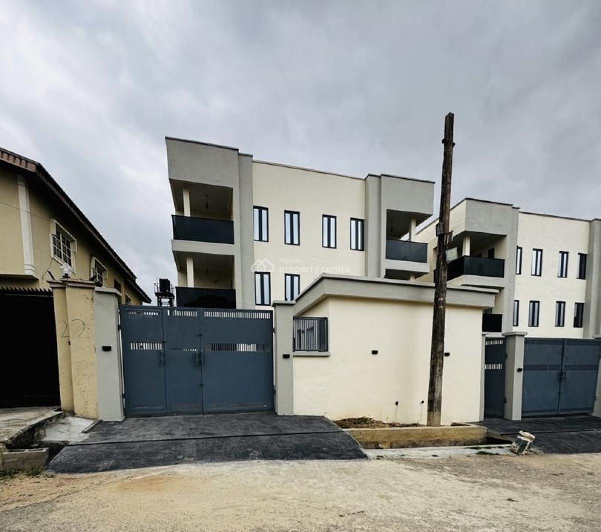 4 Bedroom Semi Detached Duplex with Bq, Gra Phase 1, Magodo, Lagos, Semi-detached Duplex for Sale