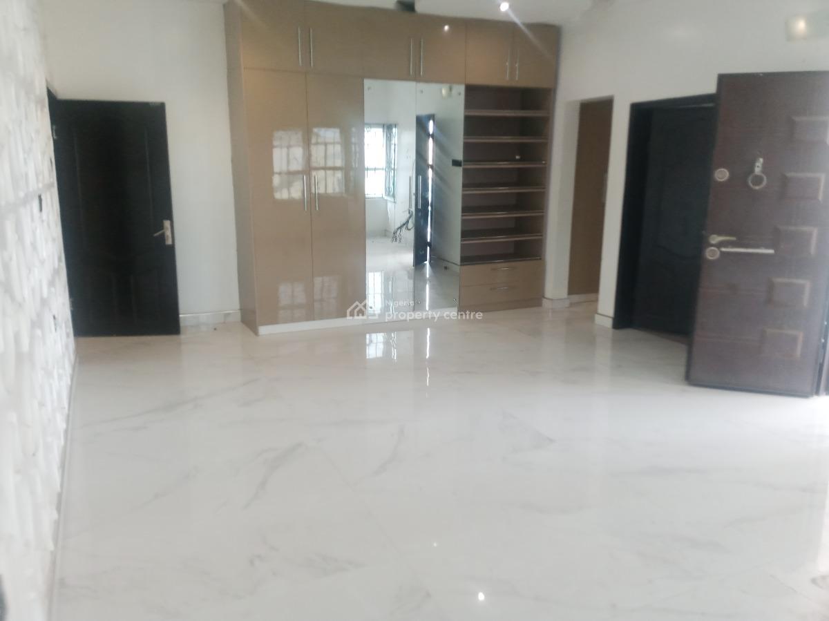 Well  Built 4 Bedroom Semi Detached Duplex, Bq and Ample Parking Space, Secured Mini Estate, Awoyaya, Ibeju Lekki, Lagos, Semi-detached Duplex for Sale