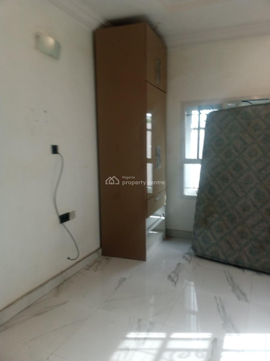 Well  Built 4 Bedroom Semi Detached Duplex, Bq and Ample Parking Space, Secured Mini Estate, Awoyaya, Ibeju Lekki, Lagos, Semi-detached Duplex for Sale