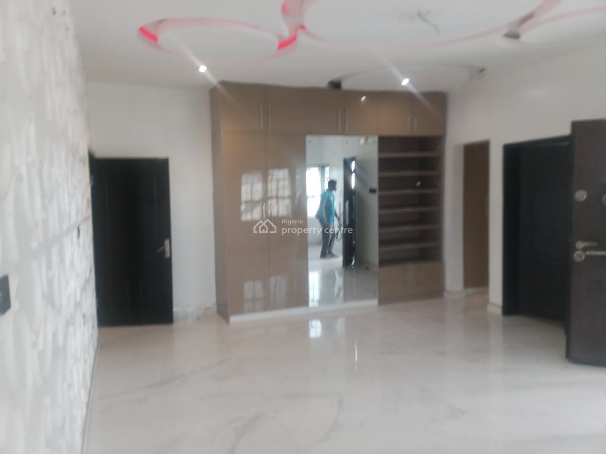 Well  Built 4 Bedroom Semi Detached Duplex, Bq and Ample Parking Space, Secured Mini Estate, Awoyaya, Ibeju Lekki, Lagos, Semi-detached Duplex for Sale