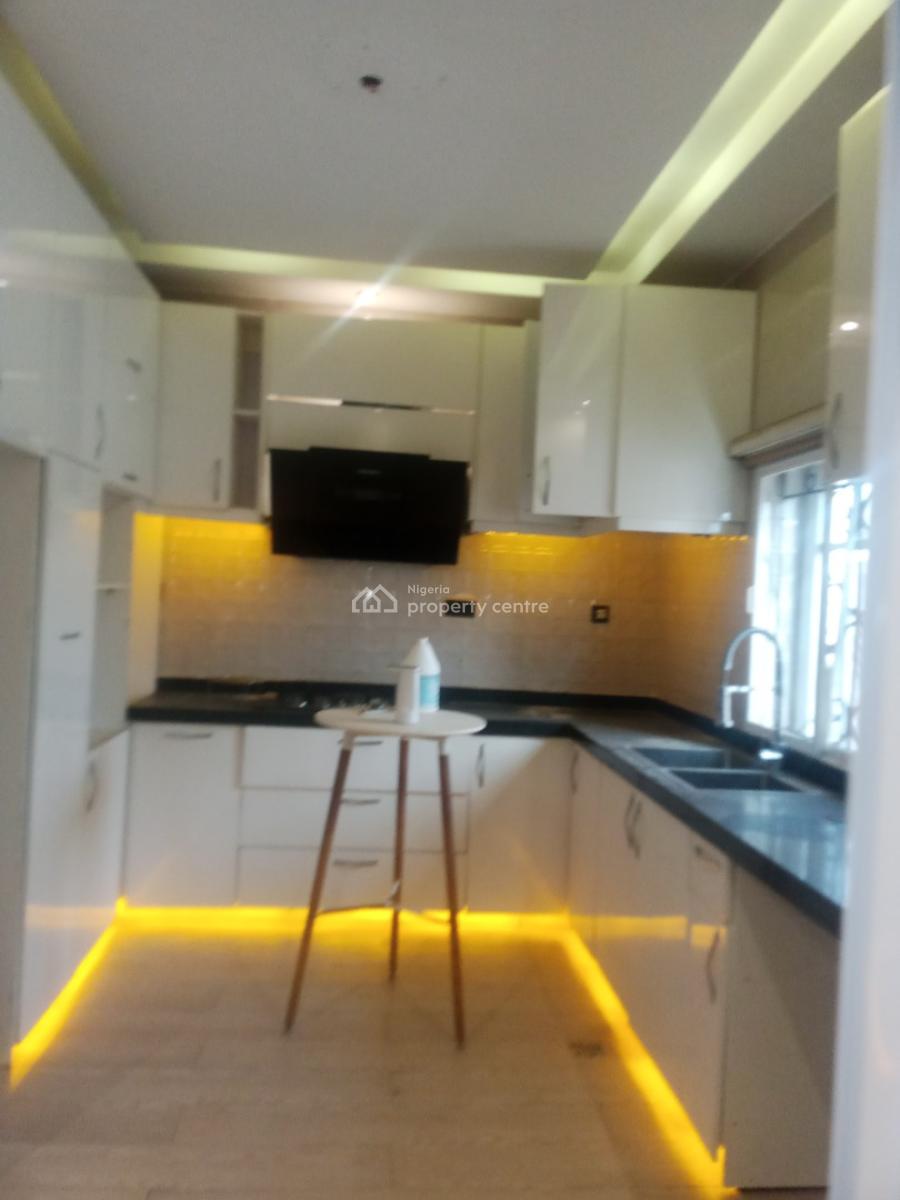 Well  Built 4 Bedroom Semi Detached Duplex, Bq and Ample Parking Space, Secured Mini Estate, Awoyaya, Ibeju Lekki, Lagos, Semi-detached Duplex for Sale