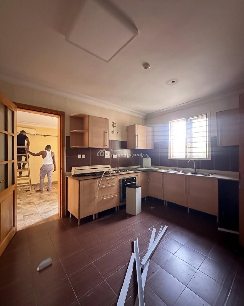 3 Bedroom Apartment with Pool and Gym, Lekki Phase 1, Lekki, Lagos, Flat / Apartment for Rent