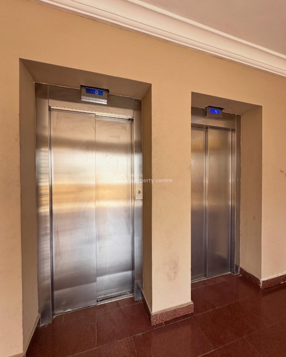 3 Bedroom Apartment with Pool and Gym, Lekki Phase 1, Lekki, Lagos, Flat / Apartment for Rent