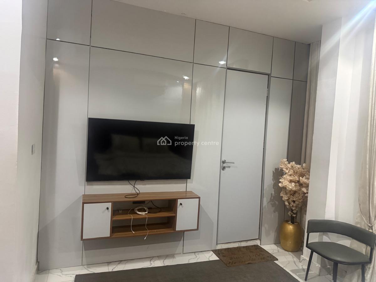 Furnished Spacious Single Bedroom Share Apartment, Ikota Gra Estate, Ikota, Lekki, Lagos, Terraced Duplex Short Let