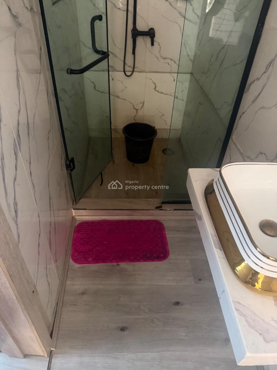 Furnished Spacious Single Bedroom Share Apartment, Ikota Gra Estate, Ikota, Lekki, Lagos, Terraced Duplex Short Let