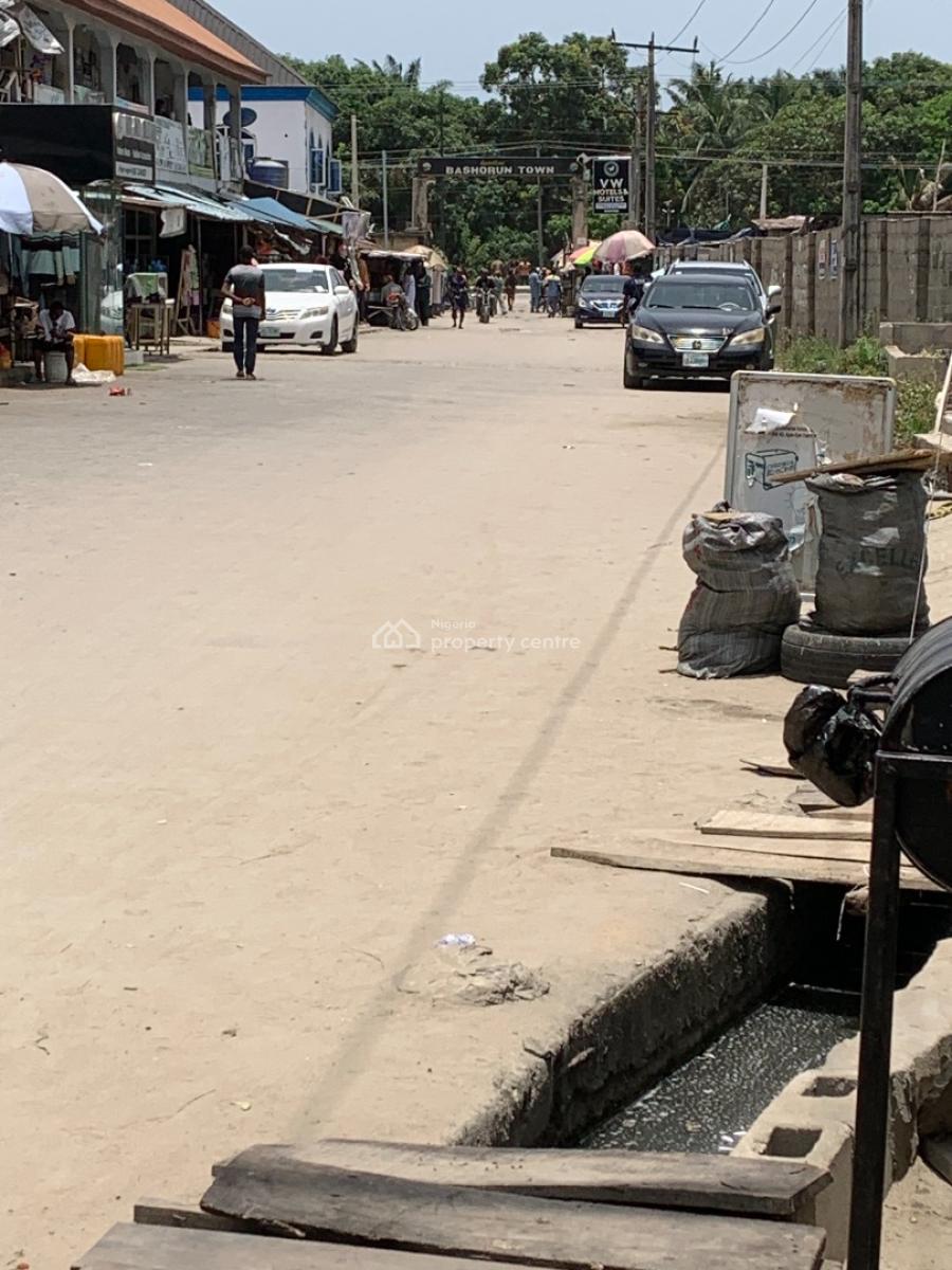 Plot of Land Fenced and Gated, Majek, Sangotedo, Ajah, Lagos, Mixed-use Land for Sale