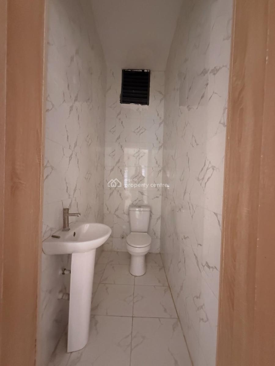 2 Bedroom Apartment in a Quiet Environment, Vgc Extension, Vgc, Lekki, Lagos, House for Rent