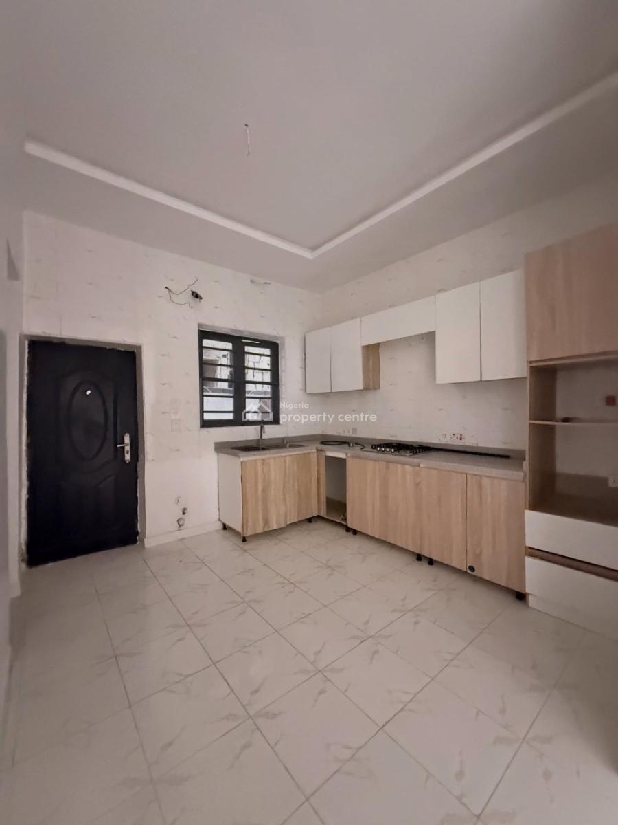 2 Bedroom Apartment in a Quiet Environment, Vgc Extension, Vgc, Lekki, Lagos, House for Rent