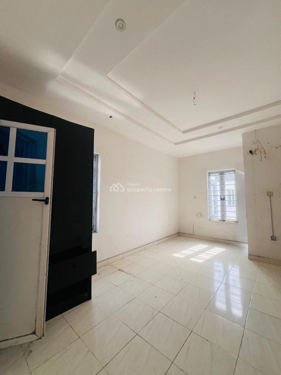 2 Bedroom Apartment in a Secured Neighborhood. Very Close to Express, Ologufe Bus Stop, Awoyaya, Ibeju Lekki, Lagos, Flat / Apartment for Rent