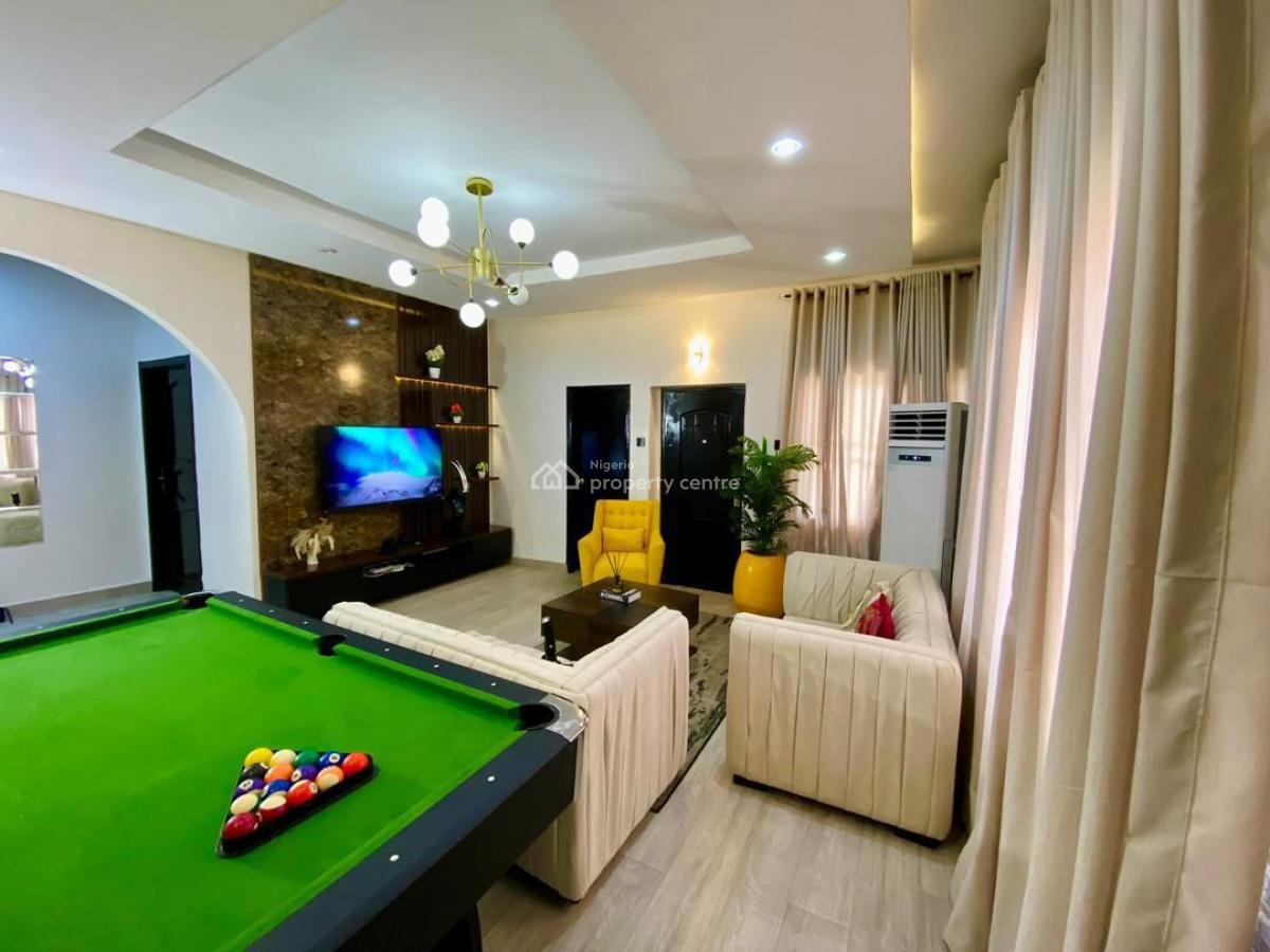 Well Maintained 3 Bedroom Apartment with Excellent Facilities, Lekki Phase1, Lekki Phase 1, Lekki, Lagos, Flat / Apartment for Rent