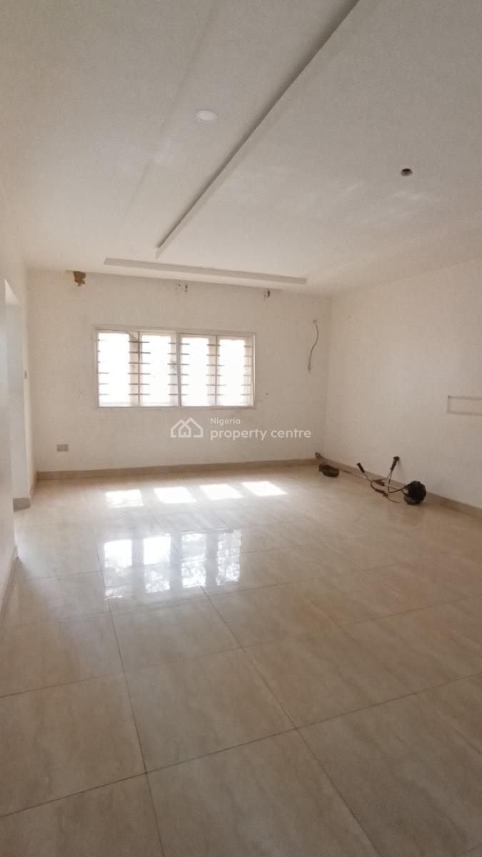 4bedroom Terrace Duplex with a Bq @utako, Very Nice Neighbourhood Tared Road Serene Neighborhood, Utako, Abuja, Terraced Duplex for Rent