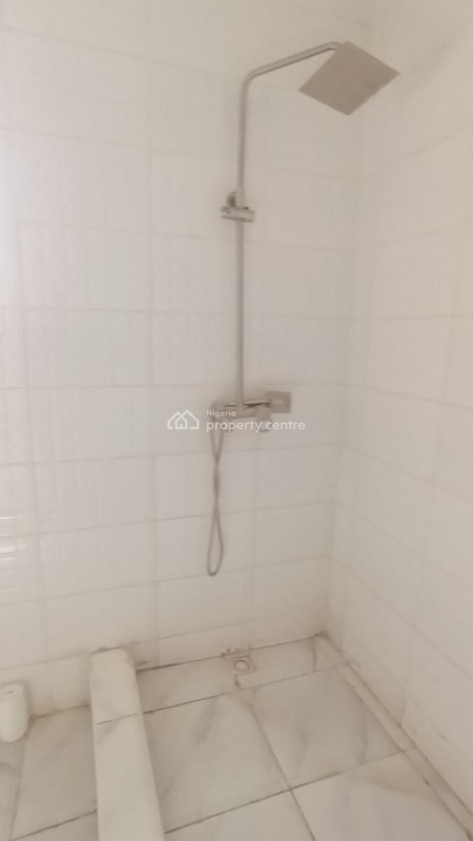 4bedroom Terrace Duplex with a Bq @utako, Very Nice Neighbourhood Tared Road Serene Neighborhood, Utako, Abuja, Terraced Duplex for Rent