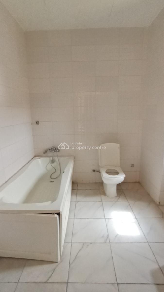 4bedroom Terrace Duplex with a Bq @utako, Very Nice Neighbourhood Tared Road Serene Neighborhood, Utako, Abuja, Terraced Duplex for Rent