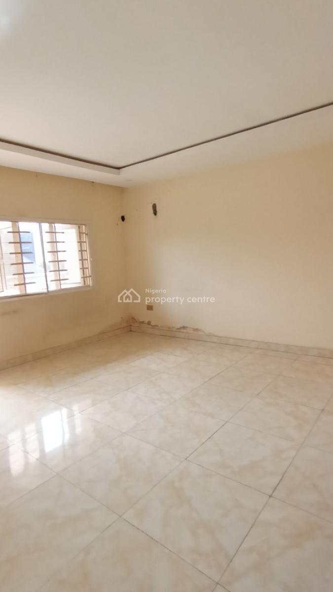 4bedroom Terrace Duplex with a Bq @utako, Very Nice Neighbourhood Tared Road Serene Neighborhood, Utako, Abuja, Terraced Duplex for Rent