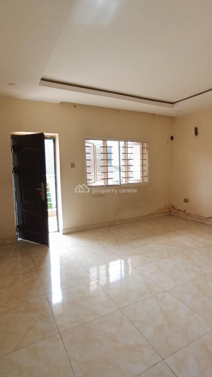 4bedroom Terrace Duplex with a Bq @utako, Very Nice Neighbourhood Tared Road Serene Neighborhood, Utako, Abuja, Terraced Duplex for Rent