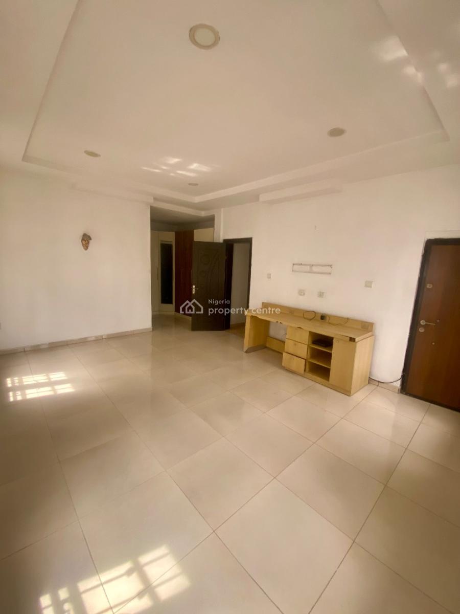 Self Serviced &unfurnished 5-bed Detached Duplex with Bq in an Estate, Lekki County, Ikota, Lekki, Lagos, Detached Duplex for Rent