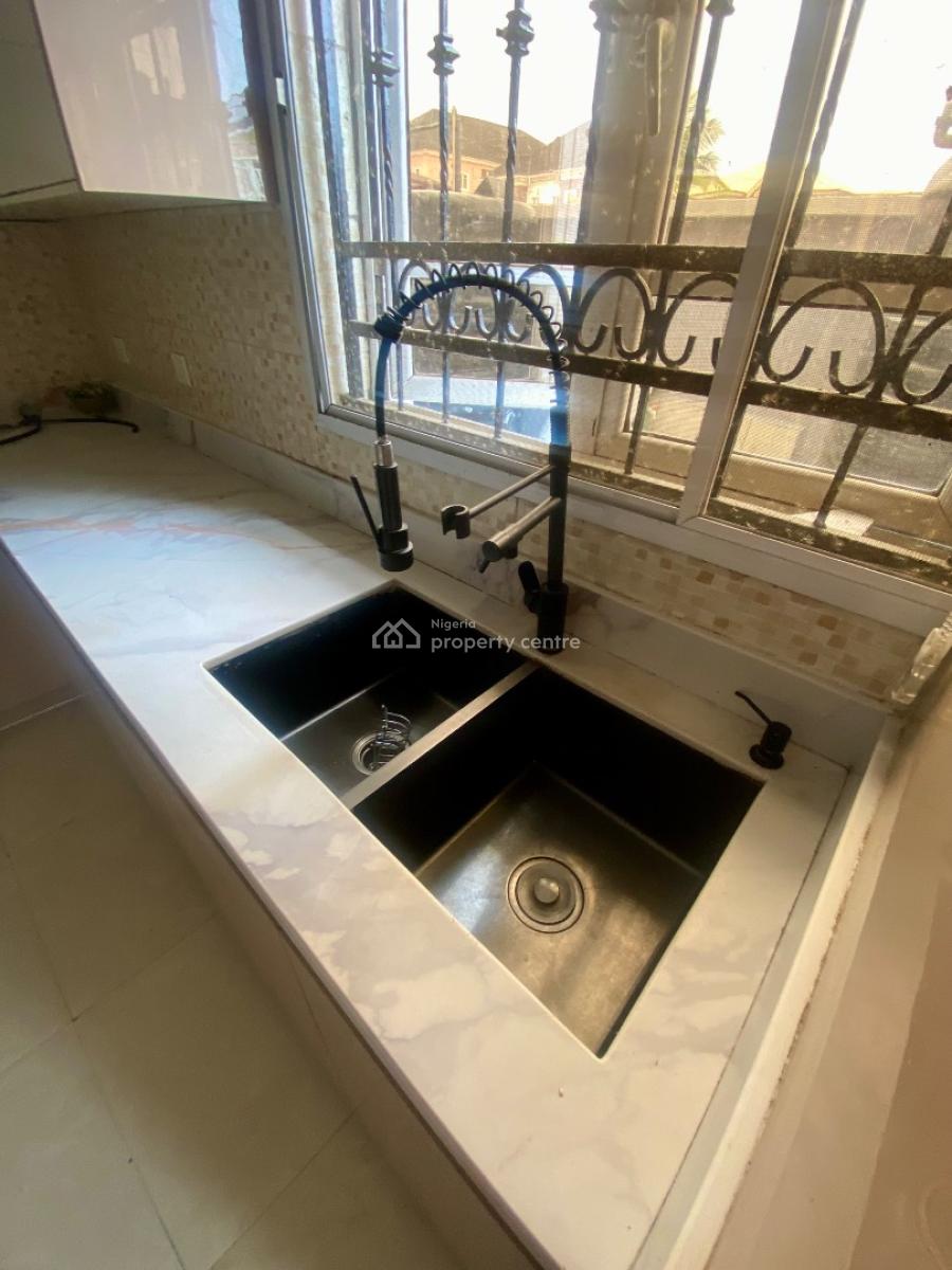 Self Serviced &unfurnished 5-bed Detached Duplex with Bq in an Estate, Lekki County, Ikota, Lekki, Lagos, Detached Duplex for Rent