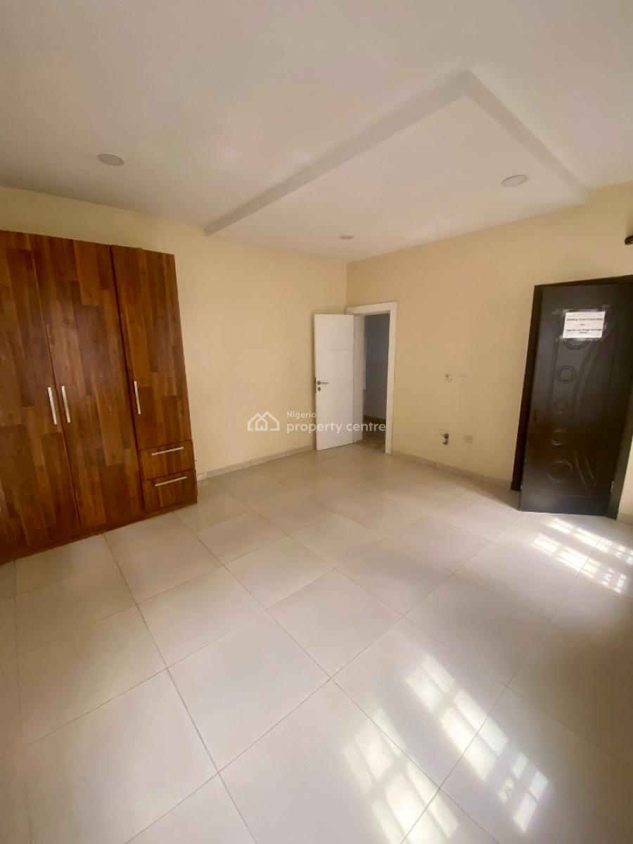 Self Serviced &unfurnished 5-bed Detached Duplex with Bq in an Estate, Lekki County, Ikota, Lekki, Lagos, Detached Duplex for Rent