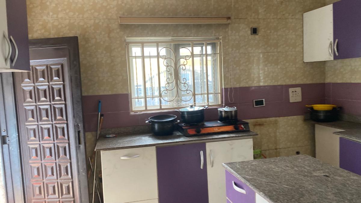 Luxury 3 Bedroom Bungalow with an Attached Bq &  Gatehouse, Hossana Glory Estate Behind Amac Market, Lugbe District, Abuja, Detached Bungalow for Sale