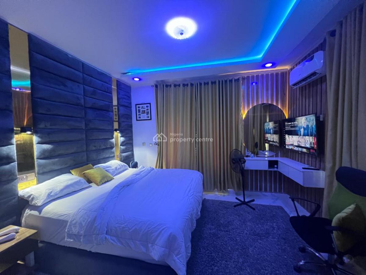 Gracious 3 Bedroom Apartment with a Bq, Vgc, Lekki, Lagos, Flat / Apartment for Sale