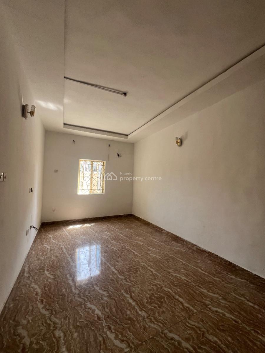 Standard 2 Bedroom Apartment in a Secured Neighborhood, Majek, Just After Sangotedo Shoperight, and Opposite Fara Park, Sangotedo, Ajah, Lagos, Flat / Apartment for Rent