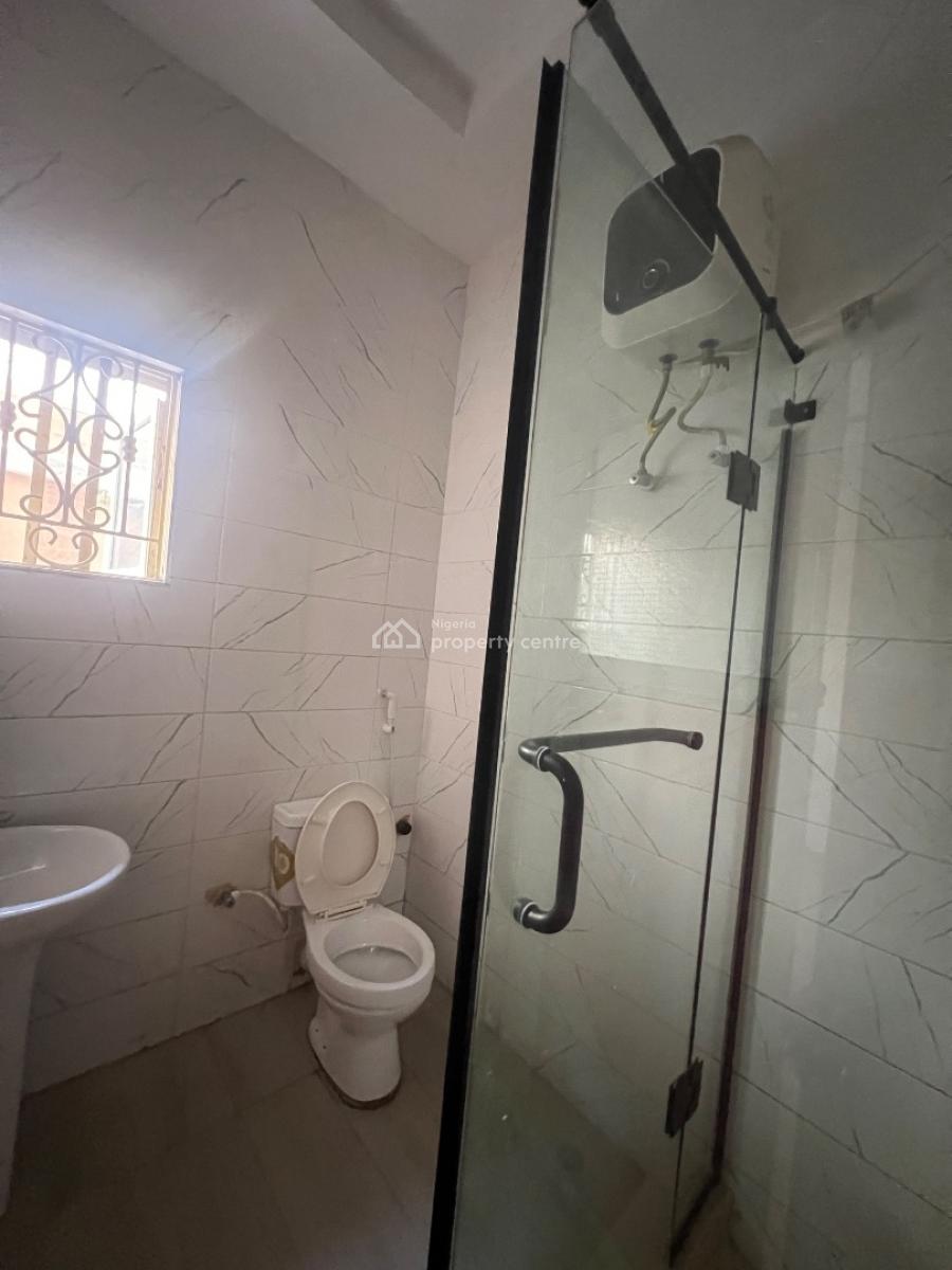 Standard 2 Bedroom Apartment in a Secured Neighborhood, Majek, Just After Sangotedo Shoperight, and Opposite Fara Park, Sangotedo, Ajah, Lagos, Flat / Apartment for Rent