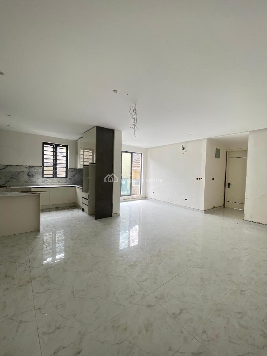 Stunning 2 Bedroom Apartment with Bq, Freedom Way, Lekki Phase 1, Lekki, Lagos, Flat / Apartment for Sale