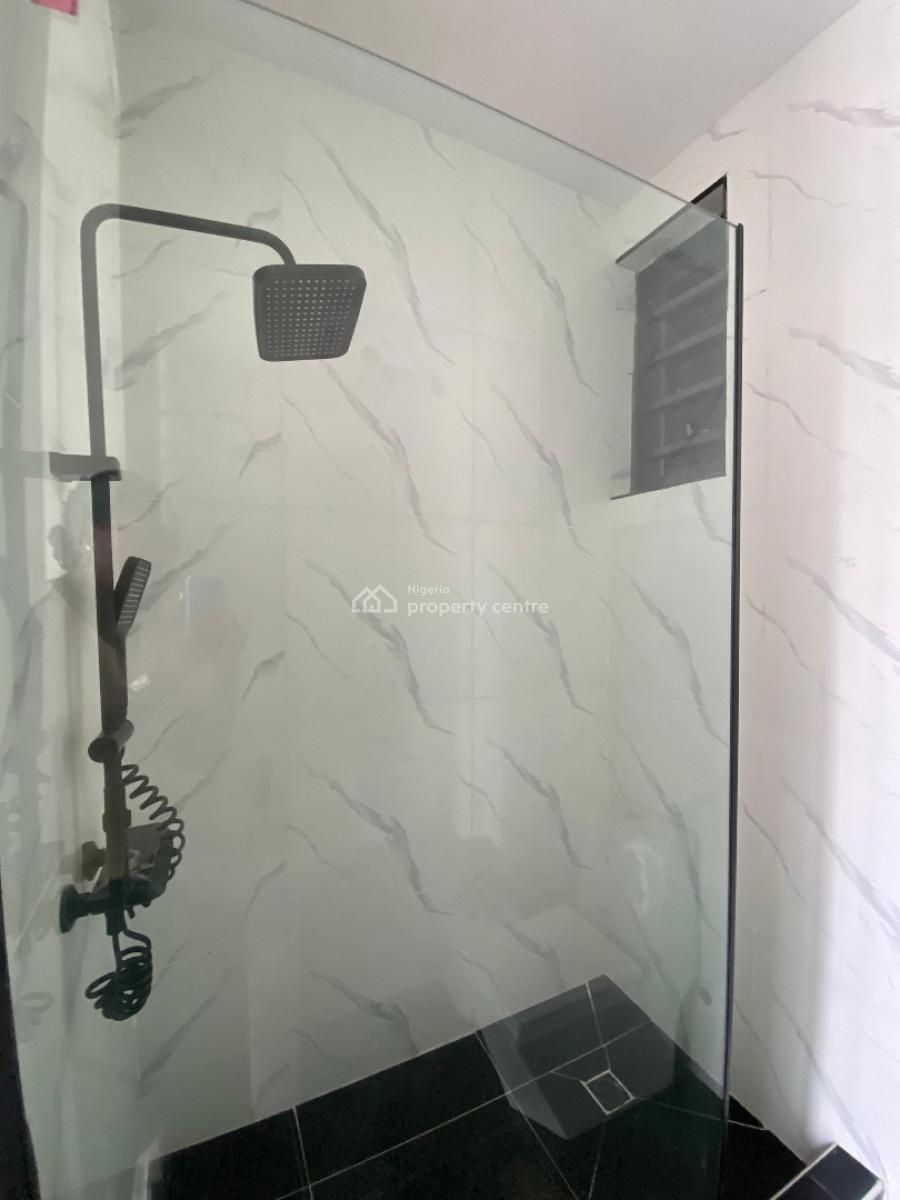 Stunning 2 Bedroom Apartment with Bq, Freedom Way, Lekki Phase 1, Lekki, Lagos, Flat / Apartment for Sale