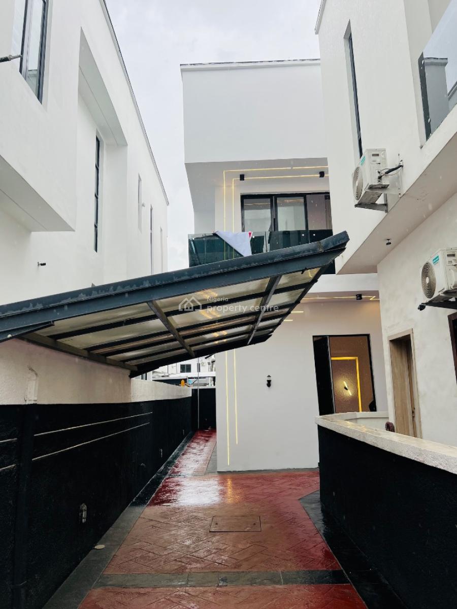 4 Bedroom & Bq Semi Detached, Ikota, Lekki, Lagos, Semi-detached Duplex for Sale