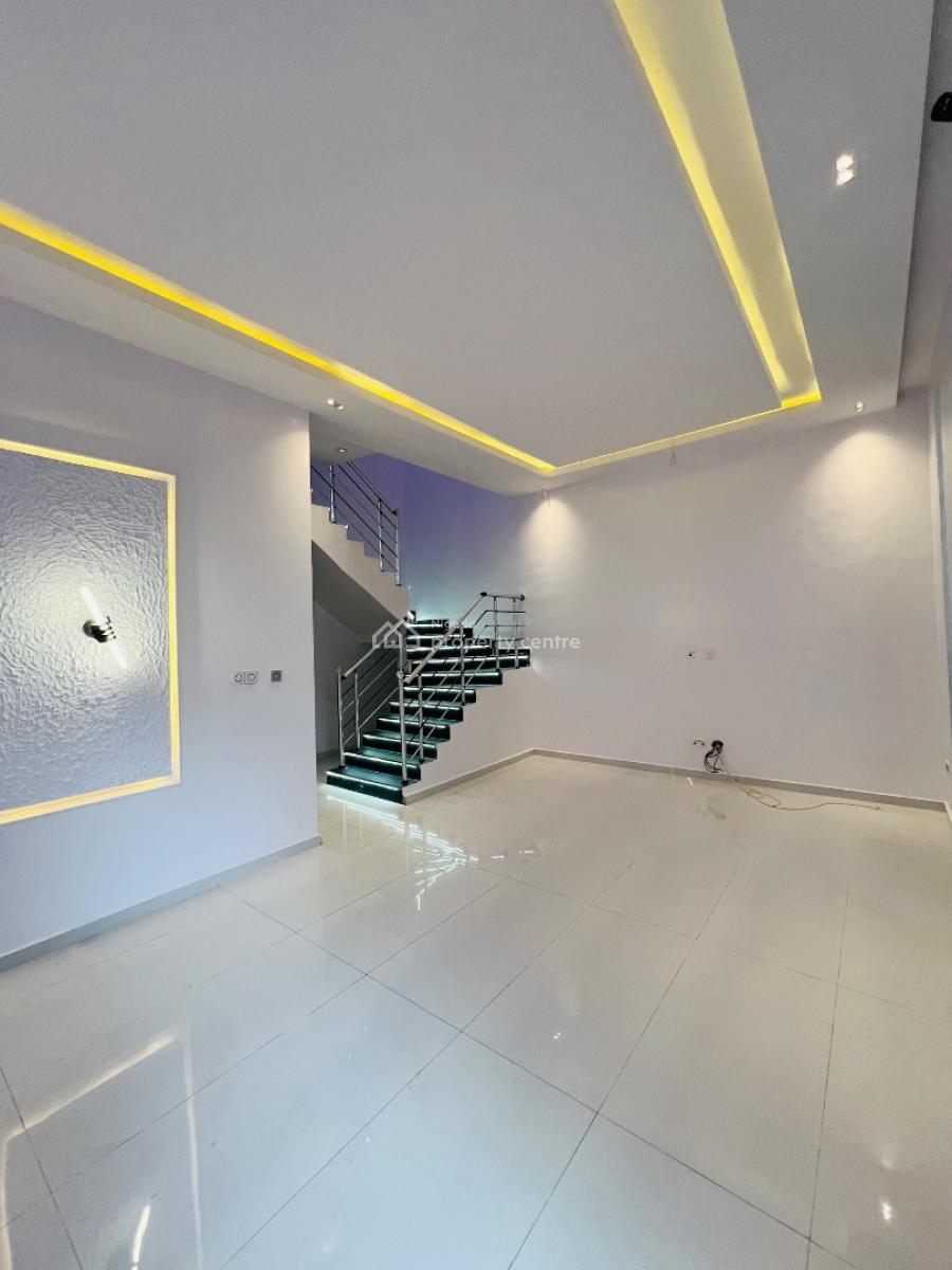 4 Bedroom & Bq Semi Detached, Ikota, Lekki, Lagos, Semi-detached Duplex for Sale