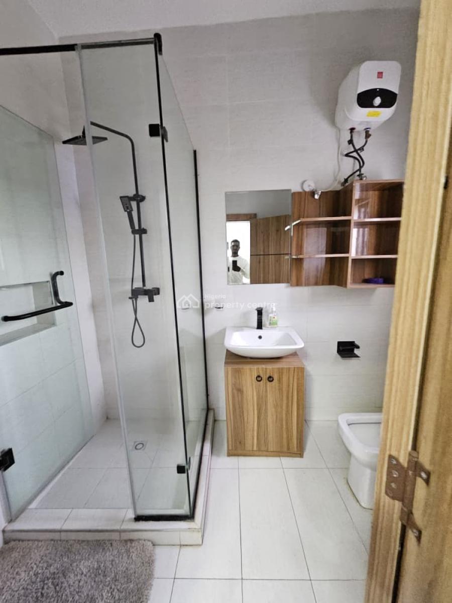 Fully Furnished 2 Bedroom Apartment, Lekki Phase 1, Lekki, Lagos, Flat / Apartment for Rent