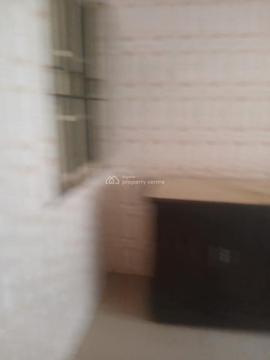 Spacious 3br, Gra Phase 1, Magodo, Lagos, Flat / Apartment for Rent