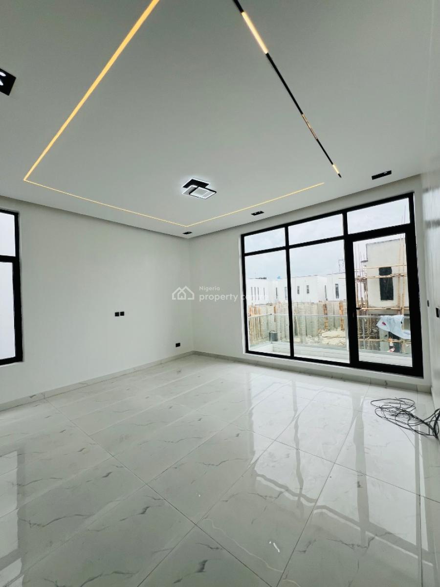 5 Bedroom & Bq Fully Detached, Ikota, Lekki, Lagos, Detached Duplex for Sale
