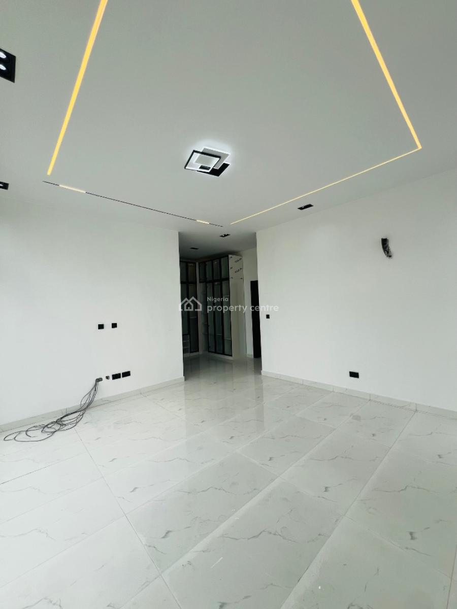 5 Bedroom & Bq Fully Detached, Ikota, Lekki, Lagos, Detached Duplex for Sale