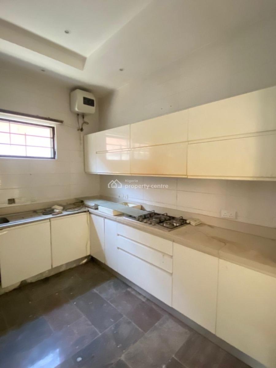 4bedroom Townhouse with Spacious Bq., Phase 1, Lekki, Lagos, Terraced Duplex for Rent