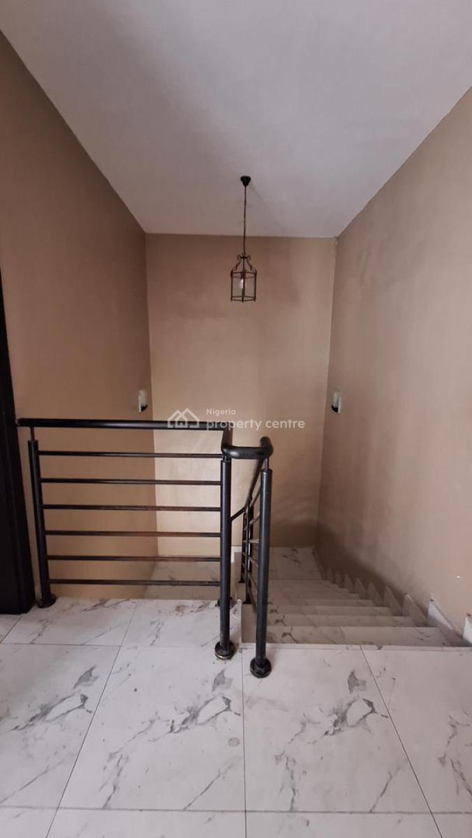 Well Finished Serviced 3 Bedroom Semi-detached Duplex with a Room Bq, Agungi, Lekki, Lagos, Semi-detached Duplex for Rent
