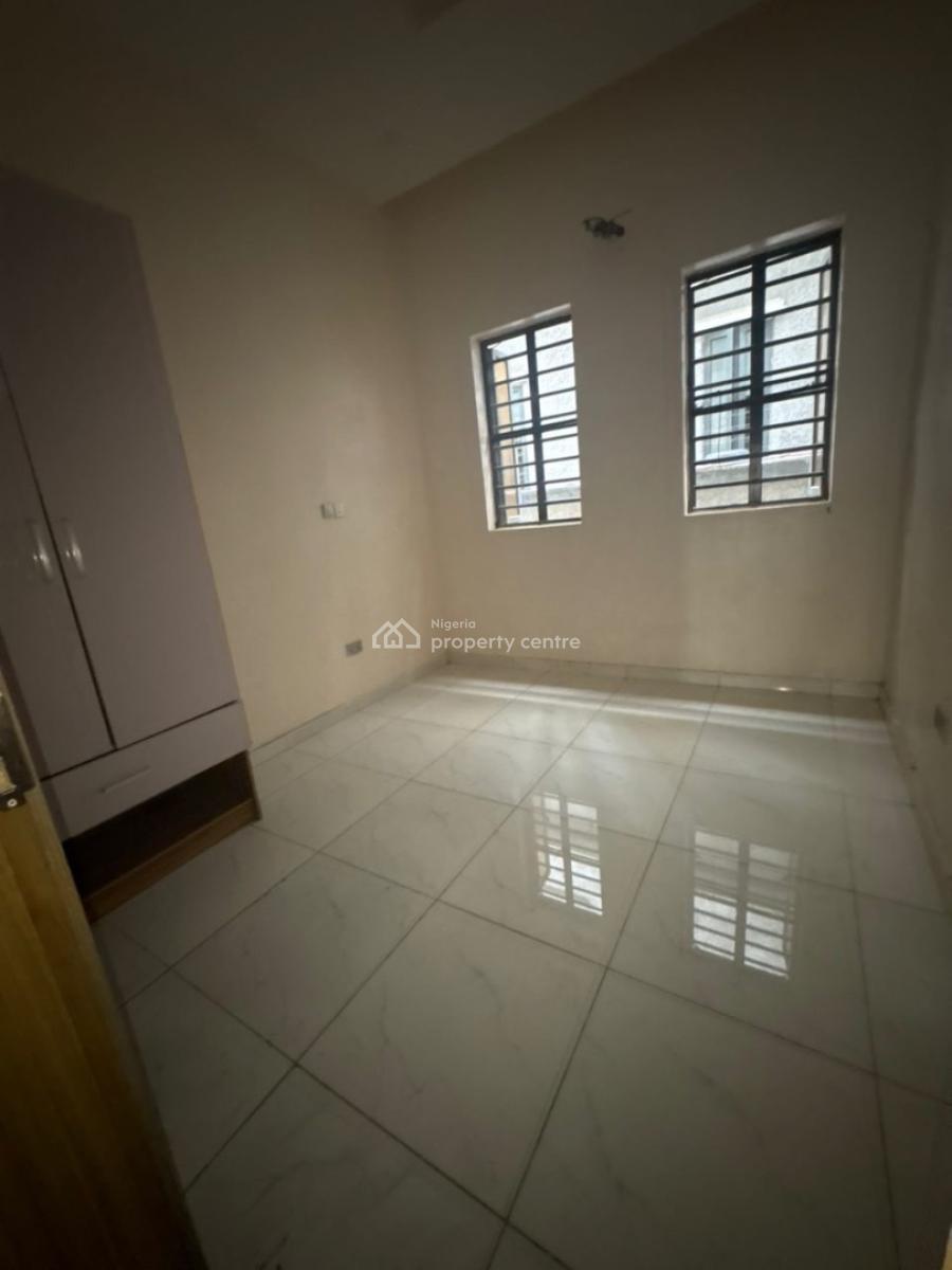 Exquisite Single Room Shared Apartment, Ikota, Lekki, Lagos, Flat / Apartment for Rent
