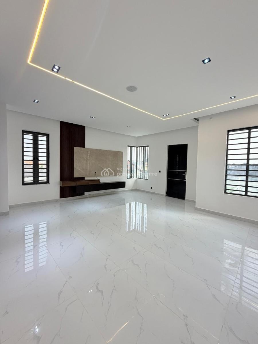 Neatly Built 5 Bedroom Fully Detached, Ikota, Lekki, Lagos, Detached Duplex for Sale