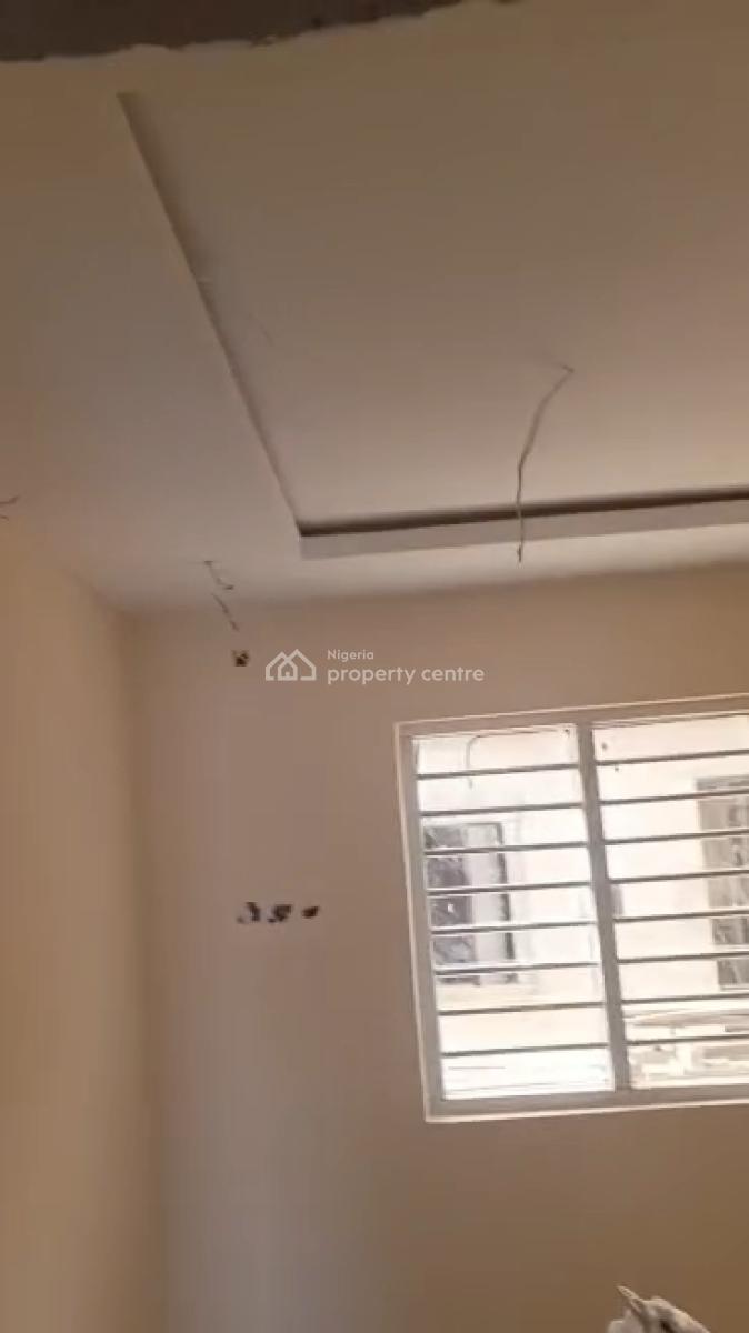 Executive 3bedroom Apartment, Ajoke Estate, New Oko Oba Lagos, New Oko-oba, Agege, Lagos, Flat / Apartment for Rent